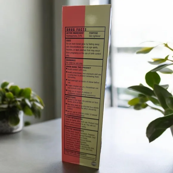 Clear Essence Platinum Skin Beautifying Milk- Maxi-Tone- 227g - Picture 3 of 5